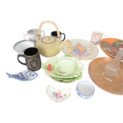 Carlton Ware dishes, together with Royal Crown Derby trinket dish, studio pottery teapot and other collectables 