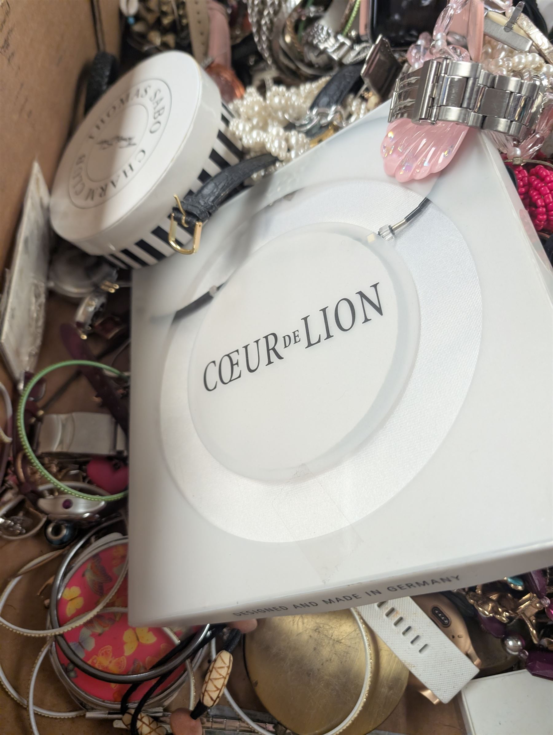 Collection of costume jewellery, including Thomas Sabo bracelet, beaded necklaces, rings and wristwatches