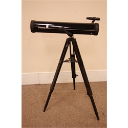  Tasco Astronomical Reflector Telescope Model 302003, 76mm x 700mm on wooden tripod, with instructions & accessories   