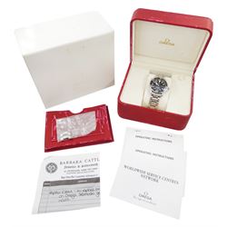 Omega Seamaster Professional 300m gentleman's stainless steel quartz wristwatch, 196.164, black wave dial, with luminous arrow markers and date aperture, on stainless steel bracelet, with Omega fold-over clasp, boxed, with additional link