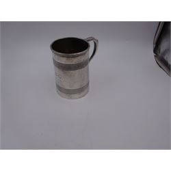 1930s silver tankard, of slightly tapering form, with angular handle, the body engraved with initials and date, hallmarked Viner's Ltd, Sheffield 1939, H12cm