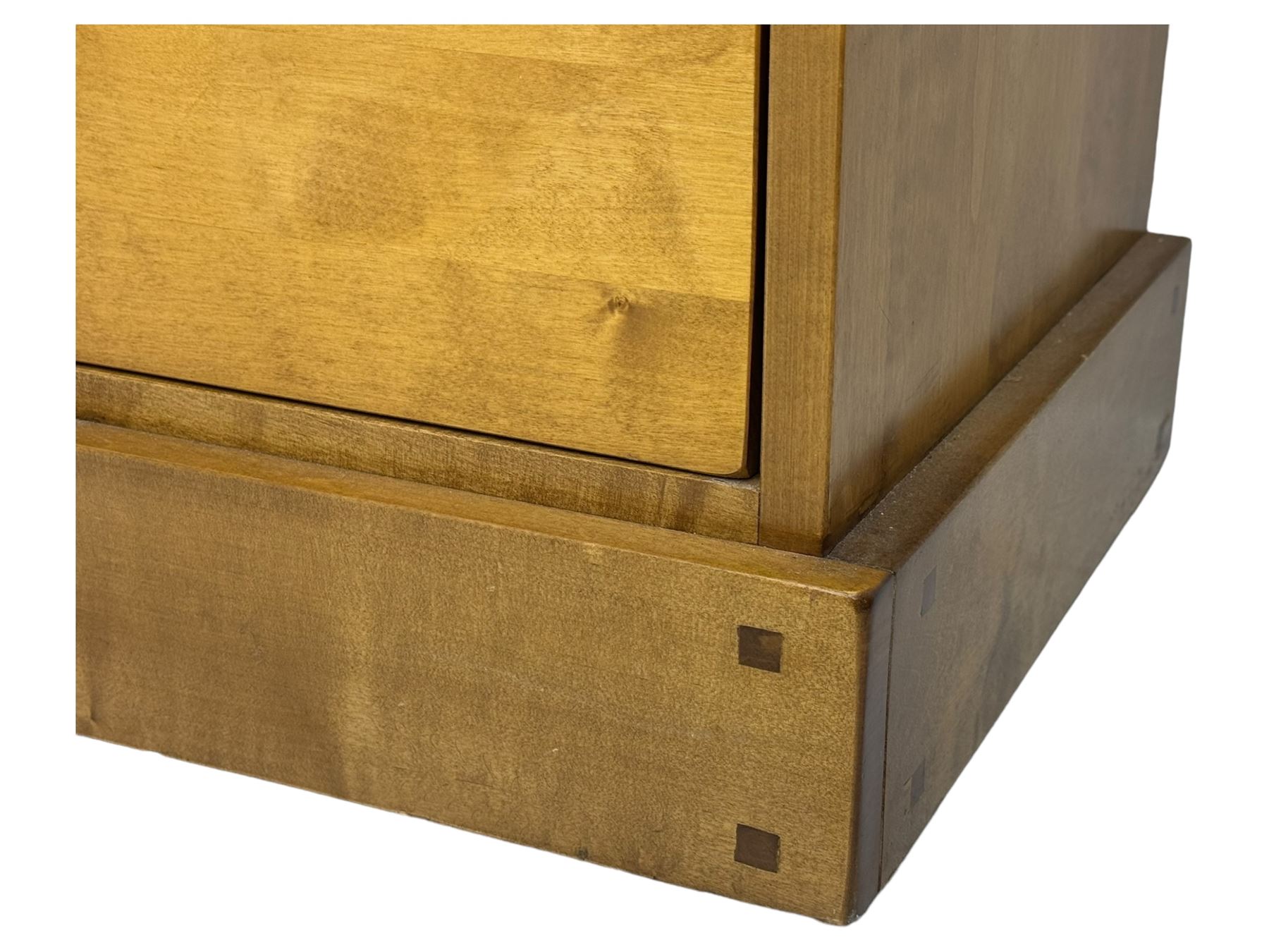 Laura Ashley - contemporary oak tall chest of drawers from the Garrat range, honeycomb rectangular top featuring central groove, over four small drawers with brass knob pulls and four long drawers with drop handles, on plinth base