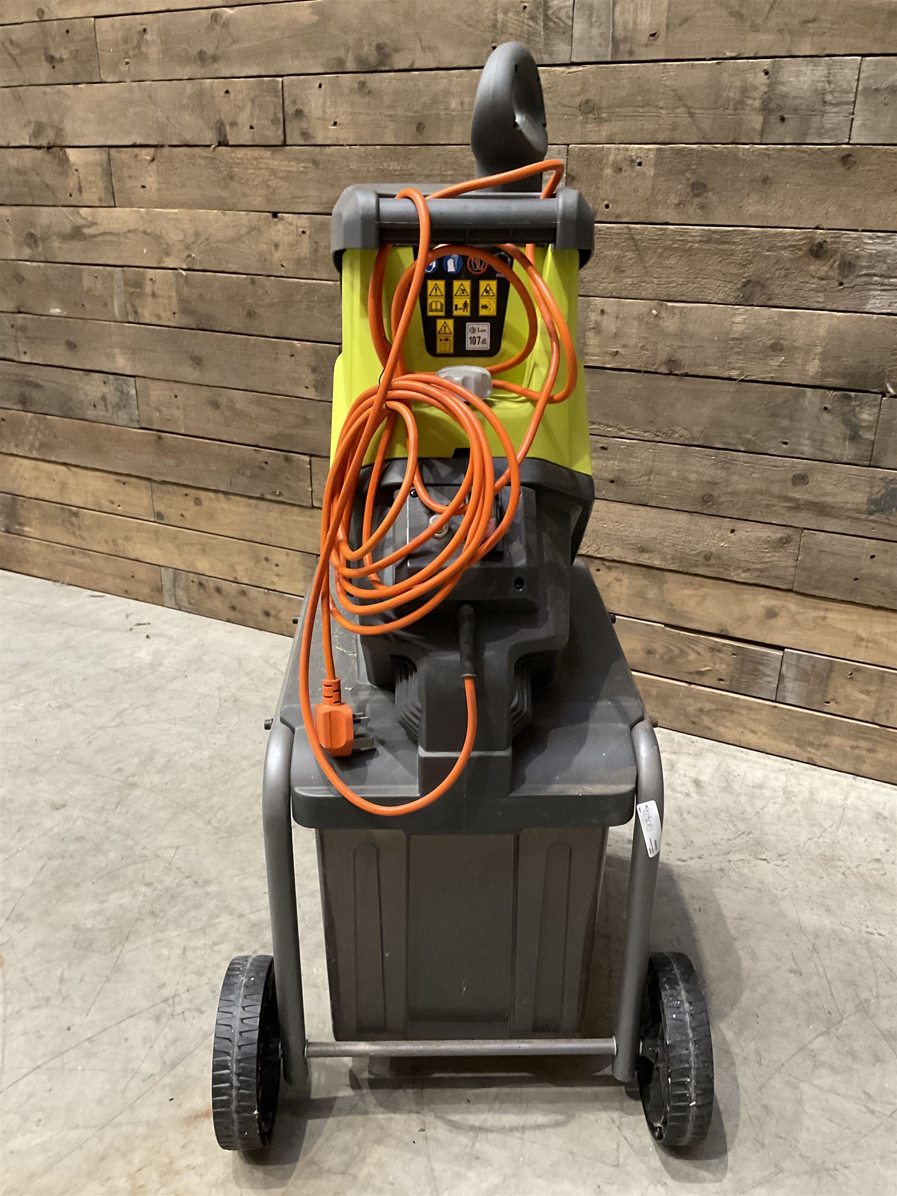 Ryobi RSH2545B 2500W electric garden impact shredder