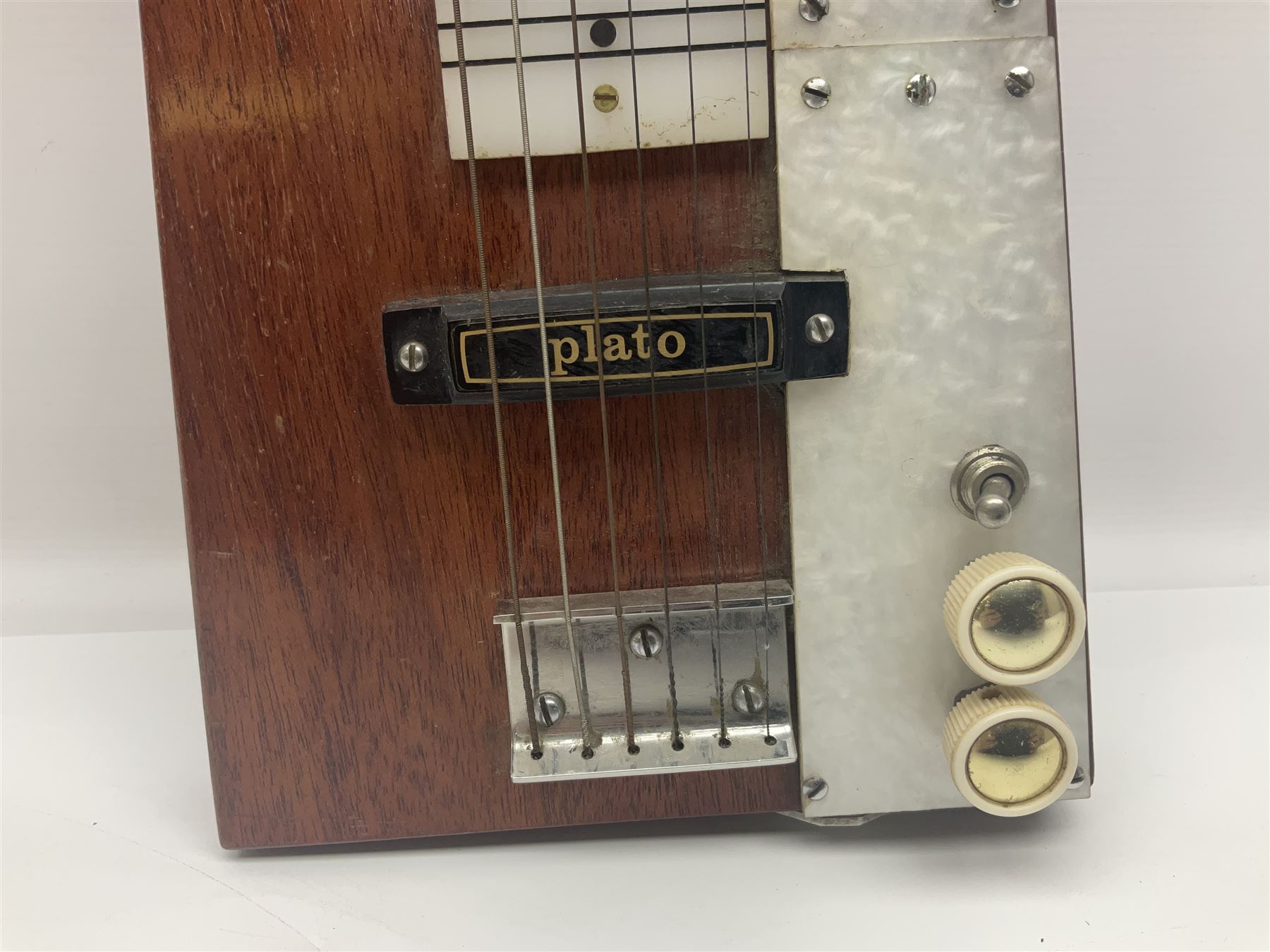 Early 1960s lap steel electric guitar with mahogany body and Plato pick-up, L81.5cm