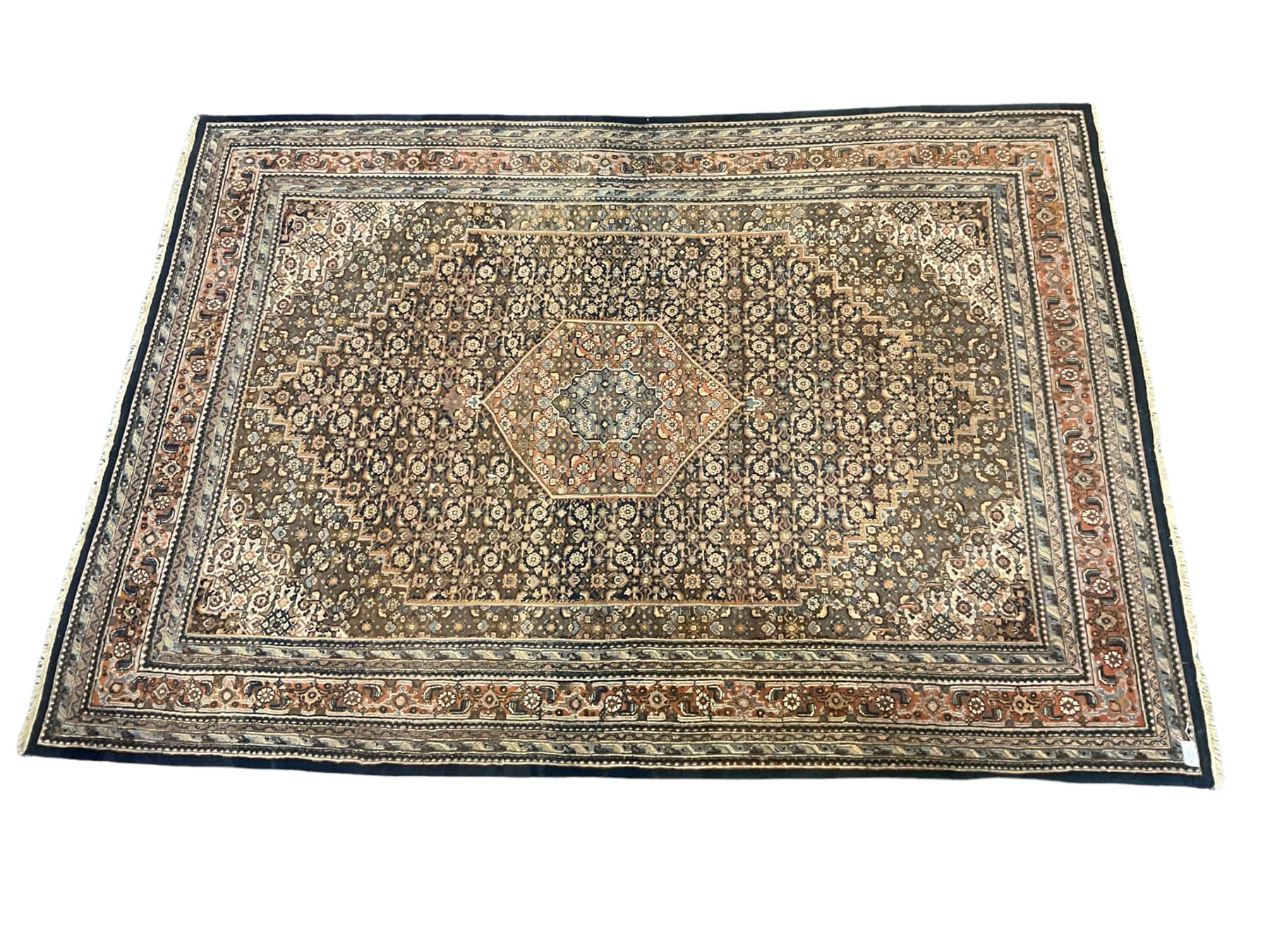 Persian Bidjar hand knotted carpet, beige and red ground