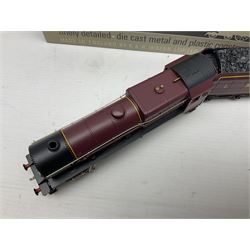 Wrenn '00' gauge - Class 6P (Royal Scot) 4-6-0 locomotive 'Royal Scot' No.6100 in LMS Maroon; smoke deflectors present but not fitted; boxed with instructions.