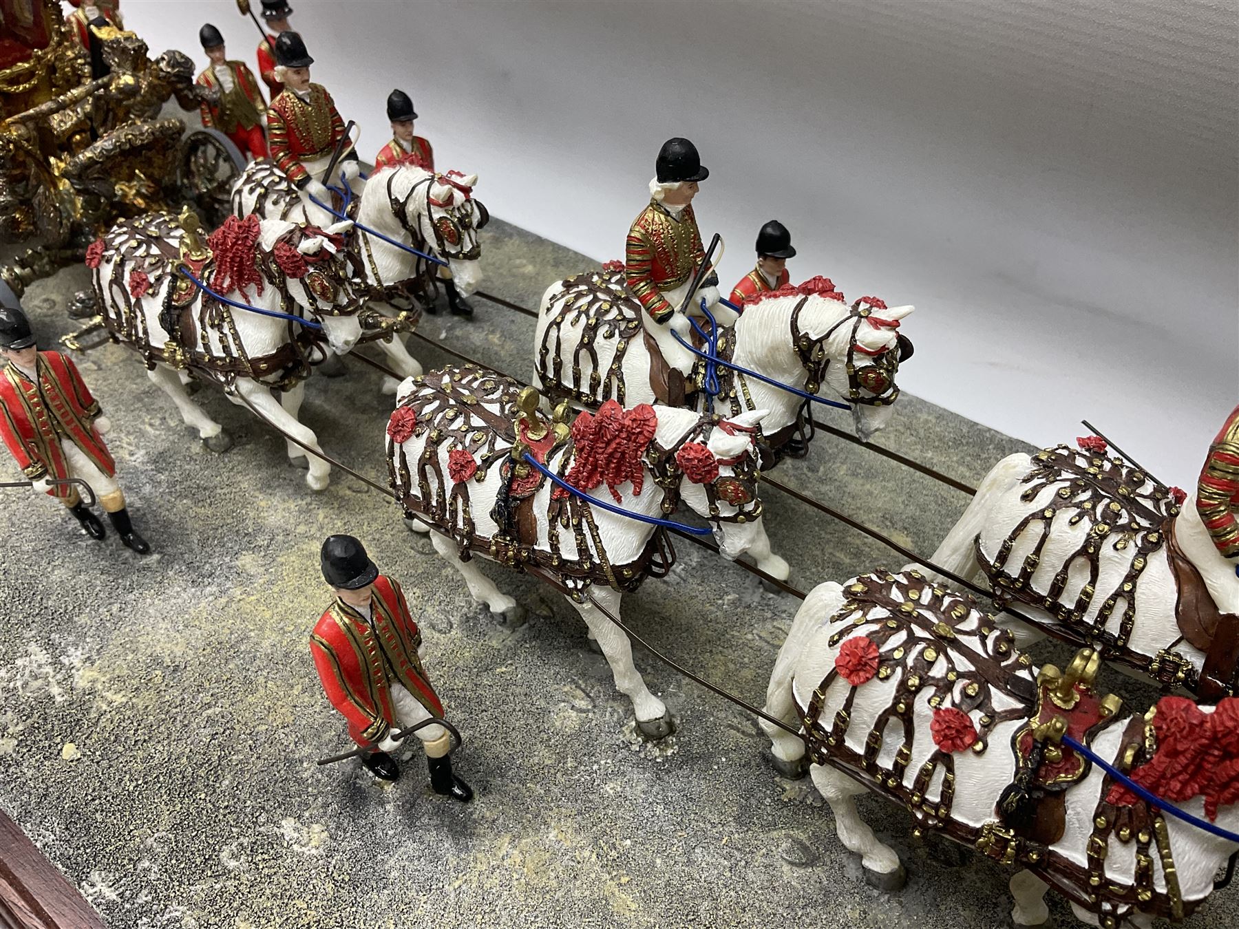 Border Fine Arts The Coronation 1953, model No. B0810, and sculpted by Ray Ayres, limited edition 150/350, with original box and certificate, L70cm  