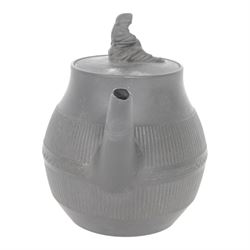 18th century Wedgwood black basalt teapot with  Widow of Zarephath finial, H16cm