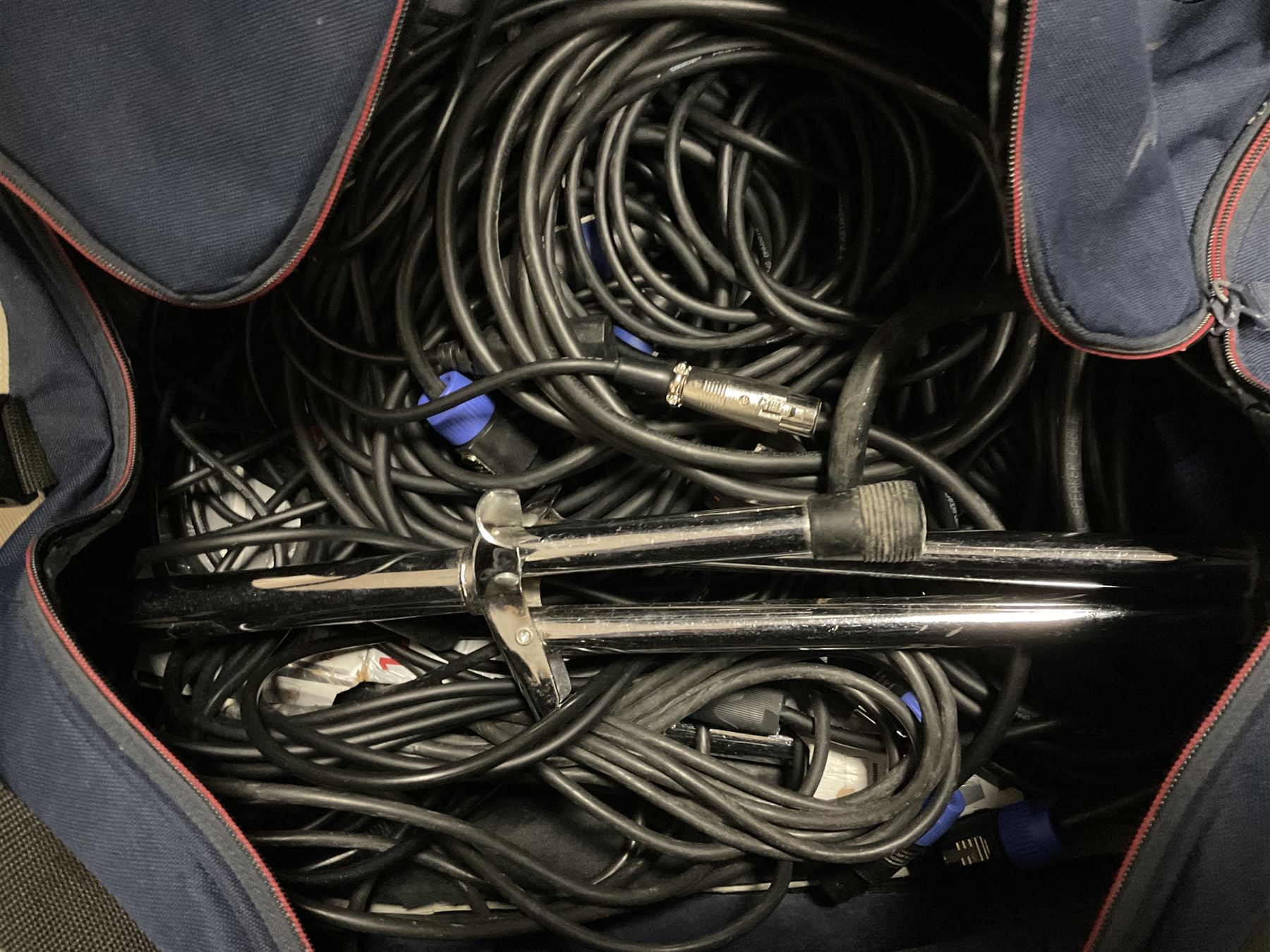 Peavey XR-696F 1200W Amplifier, serial no.K0241228, L47cm; with two Peavey UL bass bins L56cm and two Peavey top speakers L45cm with connecting rods; all with covers; and quantity of heavy duty cables, two microphone cables and microphone stand