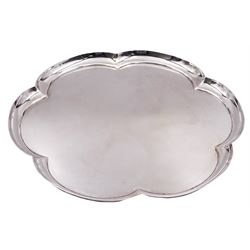 Modern silver tray of plain circular lobed form, hallmarked William Comyns & Sons Ltd, London 1974, D30.5cm, approximate weight 29.46 ozt (916.2 grams)