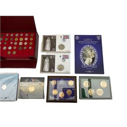 Great British and World coins, including two five pound coin covers, pre-decimal coinage, pre-Euro coins, coins trays in carry case, Queen Elizabeth II Gibraltar 2004 crown, Bailiwick of Jersey 2021 fifty pence etc, in one box