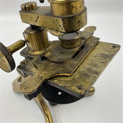 Brass monocular microscope, unbranded, H32cm