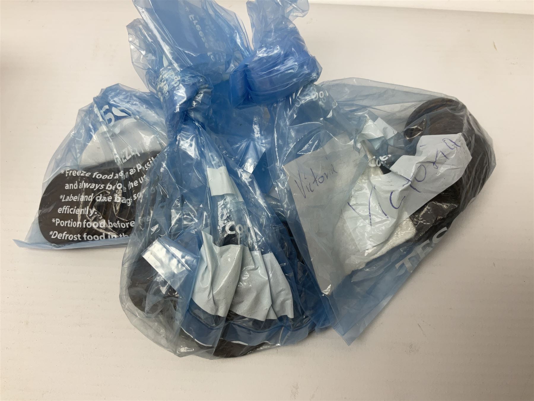 Approximately 200 grams of Great British pre 1947 silver coins including shillings, florins etc, pre-decimal pennies and other coinage