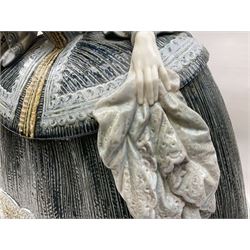 Large Lladro figure, La Menina, modelled as a maid of honor in service, on a mahogany oval base, limited edition 99/1000, sculpted by Jose Puche, with certificate of authenticity, framed and glazed, no 1812, year issued 1996, year retired 2019, H60cm