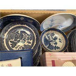 Five boxes of ceramics to include Royal Albert trinket dishes in the 'Memory Lane' pattern, blue and white ceramics, Royal Worcester 'Evesham' ramekins, and other ceramics by Aynsley and Royal Doulton etc