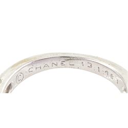 Chanel 18ct white gold pearl and diamond crossover ring, single cultured white / grey pearl, with pave set round brilliant cut diamond shoulders, hallmarked