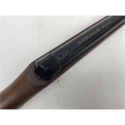 BSA Meteor .22 cal. air rifle with break-barrel action, serial no.TH80547, L106.5cm overall; in original box with accessories. NB: AGE RESTRICTIONS APPLY TO THE PURCHASE OF AIR WEAPONS.
