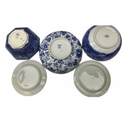 Copeland Spode blue and white Italian pattern bowl, D22cm, Wedgwood Etruria Ferrara bowl, D19.5cm, two Wedgwood plates, and a Losol Ware blue and white bowl.