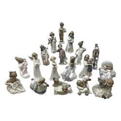 Collection of Nao figures, to include 'Moment with Mummy' no.1429, 'Stories with Grandma' no.1512, 'A Hug of Love' no.1467, together with fourteen further Nao figures and a Cascades clown figure