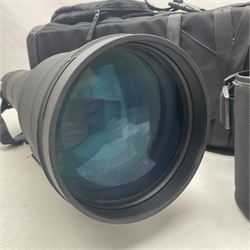 Sigma '300-800mm 1:5.6 APO EX DG Hyper Sonic Motor' lens with Nikon fitting, serial no 1543902, with case 