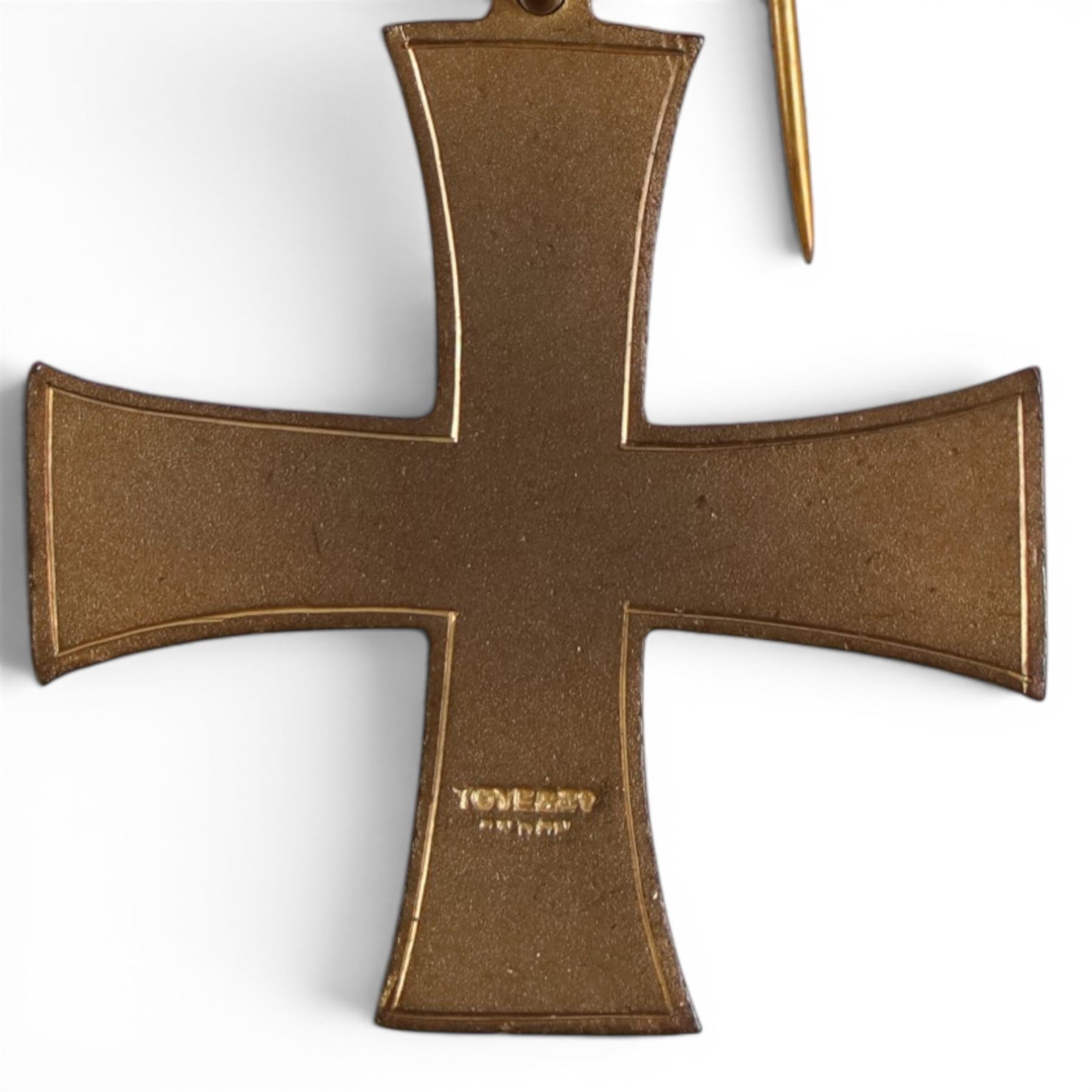 Masonic interest silver gilt and white enamel Knights Templar cross, hallmarked, together with red enamel cross and Knights templar breast star