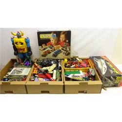  Collection of toys including Lego, Tente 'A Denys Fisher Construction Toy', diecast toy vehicles, Citadel miniatures, sci-fi toys etc in three boxes  