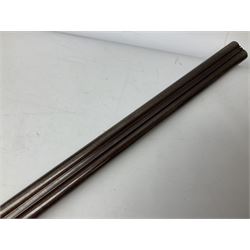 Midland Gun Company Birmingham & London 12-bore side-by-side box-lock non-ejector double barrel shotgun with 76cm damascus barrels, Prince of Wales style walnut stock with chequered grip and fore-end, top safety and engraved lock no.62160 L120cm overall; in scratch built baize lined wooden case. SHOTGUN CERTIFICATE REQUIRED.