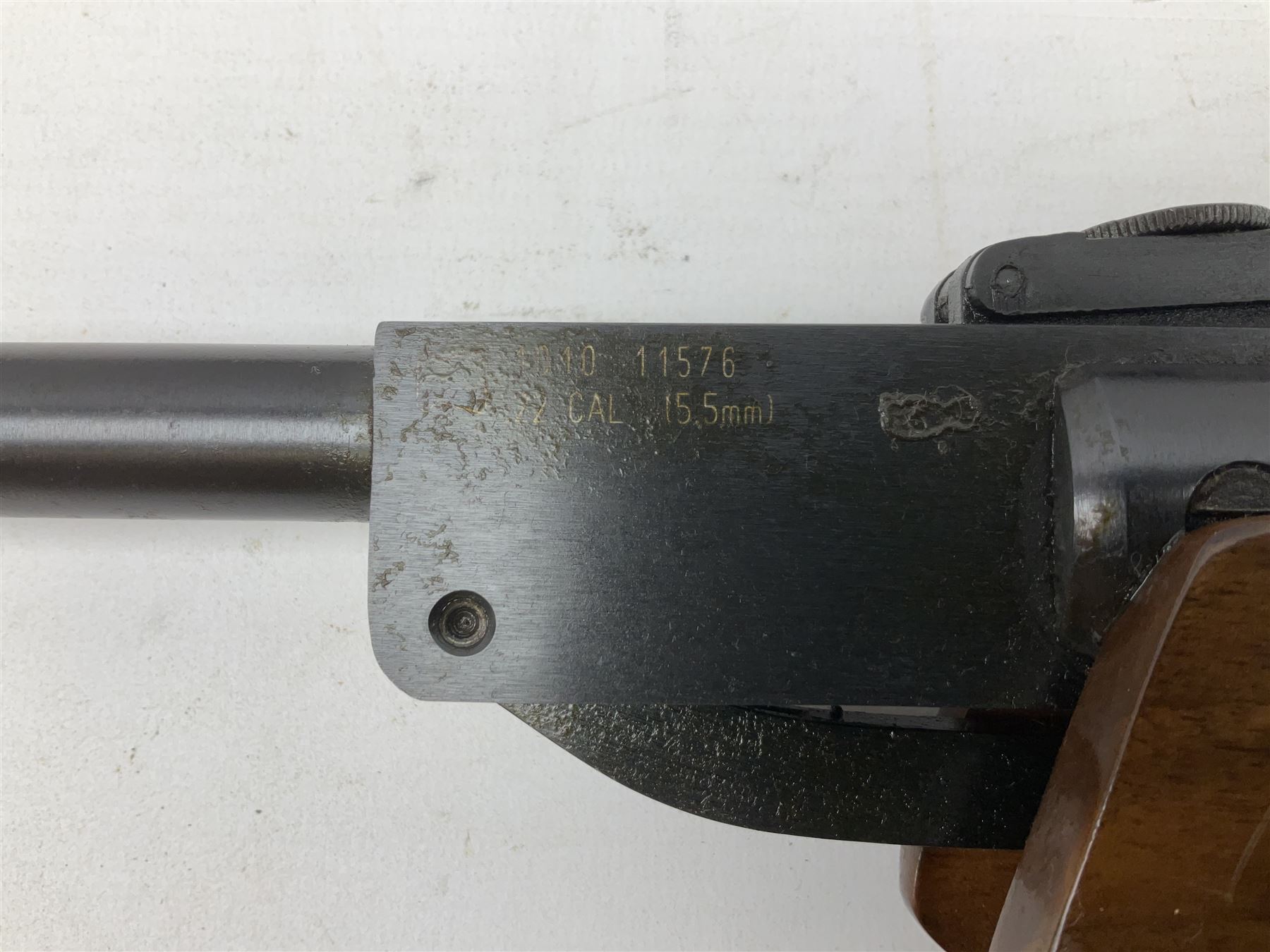 Hatsan Model 60S .22 air rifle with break-barrel action and Hawke 4 x 32 telescopic sight L115cm; in Field Sport fleece lined gun sling
