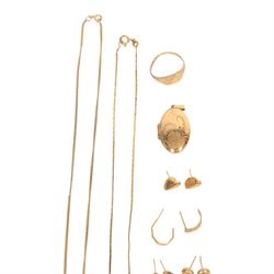 9ct gold jewellery, comprising signet ring, three pairs of stud earrings, single earrings, locket and two chains