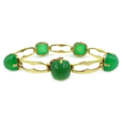  Five stone cushion cut cabochon jade, gold link bracelet, stamped 15ct  