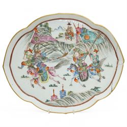 Chinese famille rose octagonal ginger jar, decorated with two warriors on horseback in a Chinese landscape, six character mark to base, possibly Kangxi, with non-matching cover, H12cm; together with a famille rose dish with similar warrior decoration, unmarked, W29cm