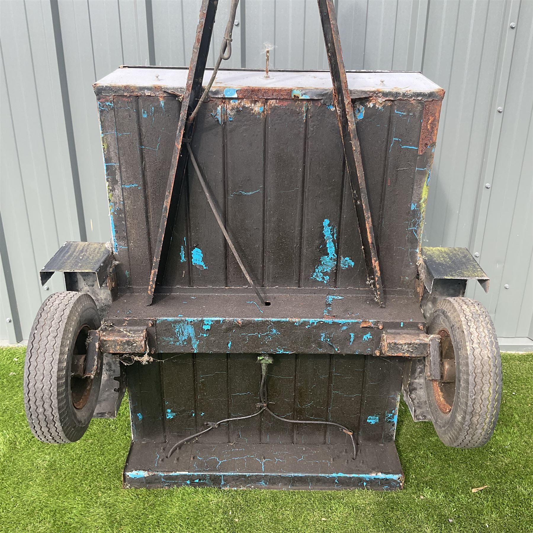 Small trailer with removable metal lid and spare wheel  - THIS LOT IS TO BE COLLECTED BY APPOINTMENT FROM DUGGLEBY STORAGE, GREAT HILL, EASTFIELD, SCARBOROUGH, YO11 3TX