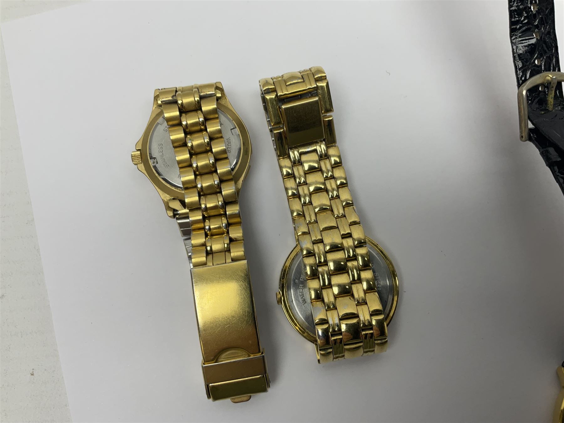 Two ladies Skagen wristwatches, to include 107SGSC and 107SGGD, both on stainless steel mesh straps, boxed, together with four other ladies wristwatches (6)