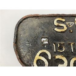 Three cast iron railway wagon plates of D shaped form to include Southern Railway, LMS and GWR, L27.5cm