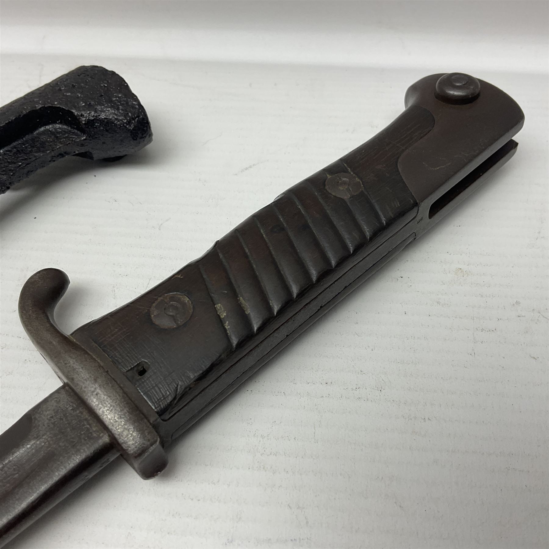 WWI Prussian S98 bayonet with 52cm fullered steel blade dated 1906 to pipeback and marked Solingen to ricasso, regimentally stamped to cross guard 56.R.11.2. for 56 Infanterie Regiment, 11 Kompanie, Waffe 2, L65cm overall; and another in battlefield relic condition (2)