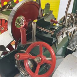 Wilesco D36 live steam roller (Dampf-Strassenwalze) 