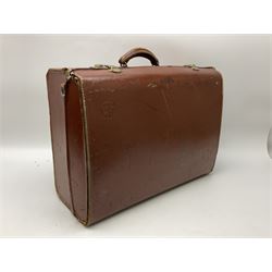 Paillard Bolex H8 RX cine camera body, serial no.195008, with 'Kern Paillard Vario Switar 36EE 1:1,9 f=8/36mm H8 RX' lens, serial no. 955497, in fitted leather carrying case  