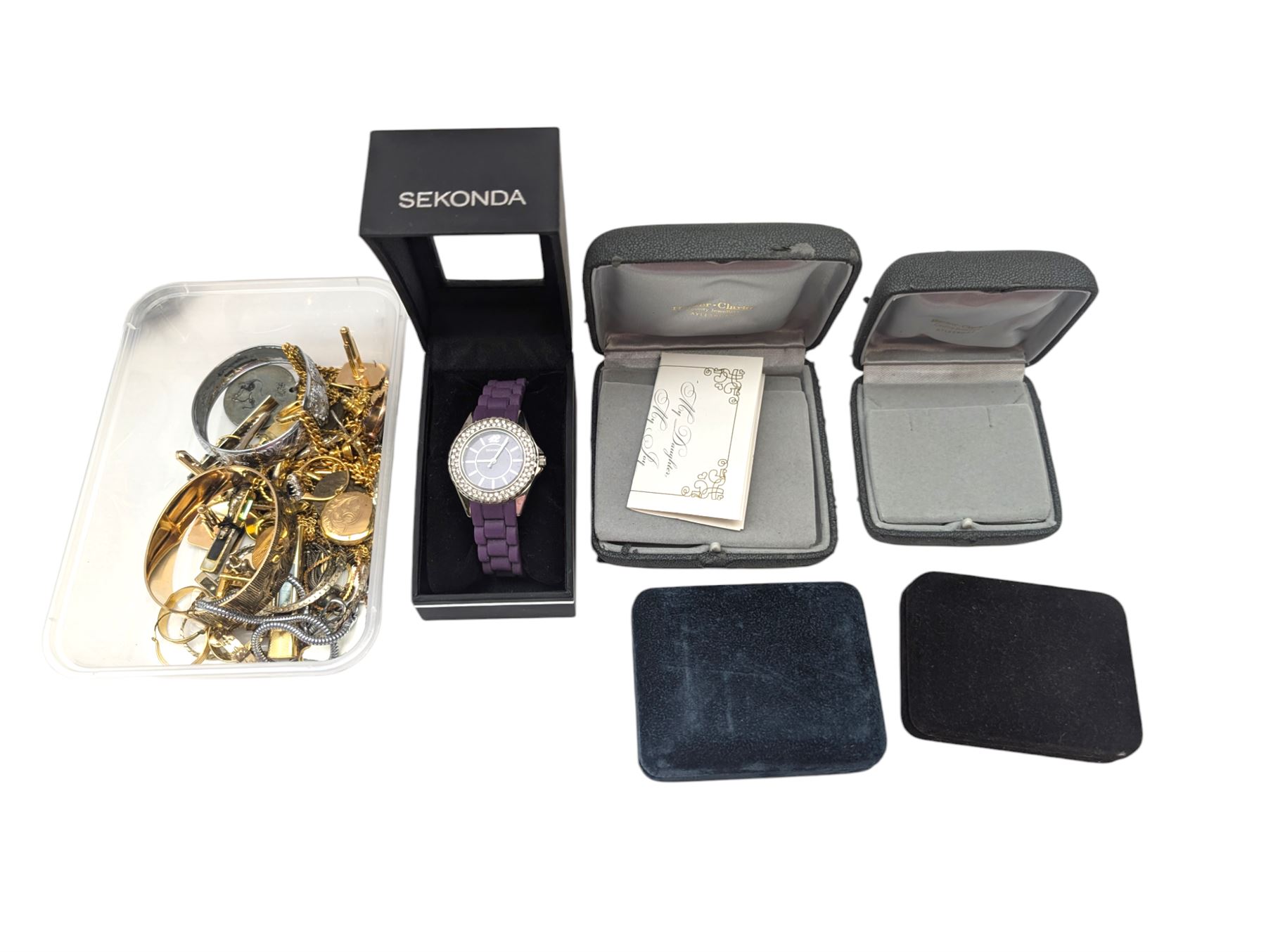 Silver paste set ring and a collection of costume jewellery, including rings, 9ct gold back and front heart locket, bangles, etc, Sekonda wristwatch and a small group of empty jewellery boxes 