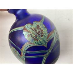 Okra Blue Arym pattern scent bottle, the cobalt blue body decorated with a vine and leaf pattern inclusion, signed R P Golding '93, lacking stopper, H9.5cm