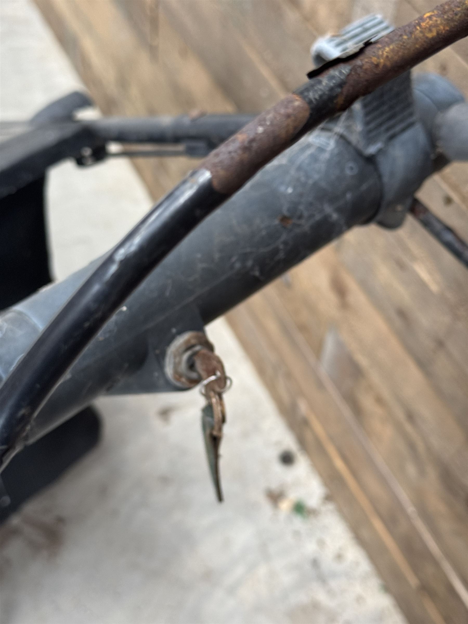 Atco Admiral16 SE petrol lawnmower