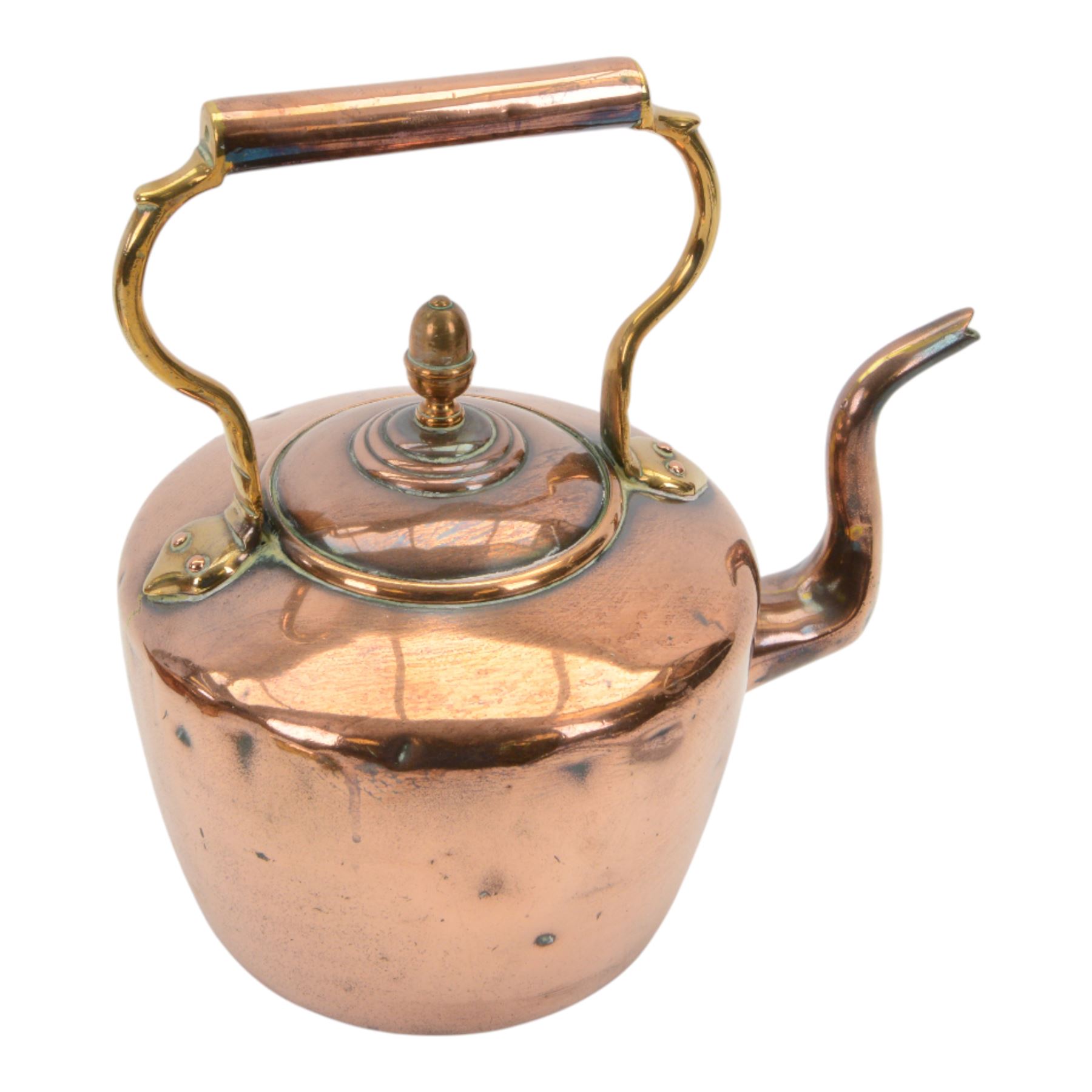 Copper kettle, together with other copper items and brassware 