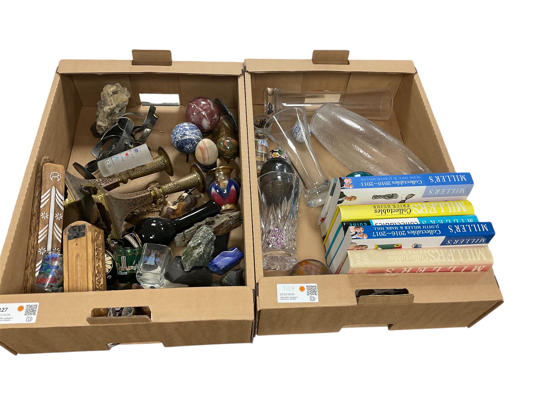 Collection of specimens including Lapis Lazuli, Tigers Eye, Actinolite etc, together with glass vases, books and other collectables 