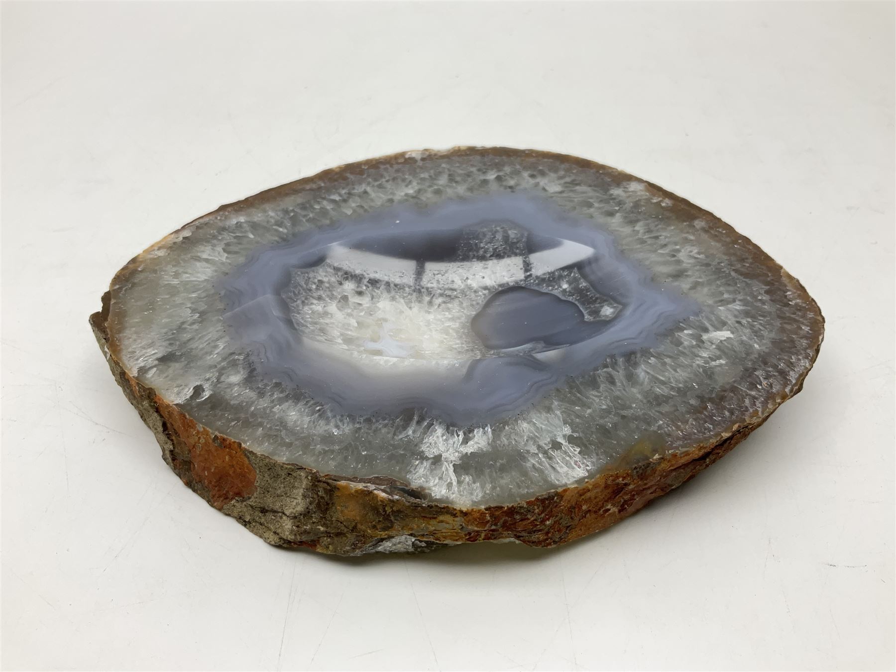 Polished agate geode stone dish, with rough edges, H16cm, L28cm