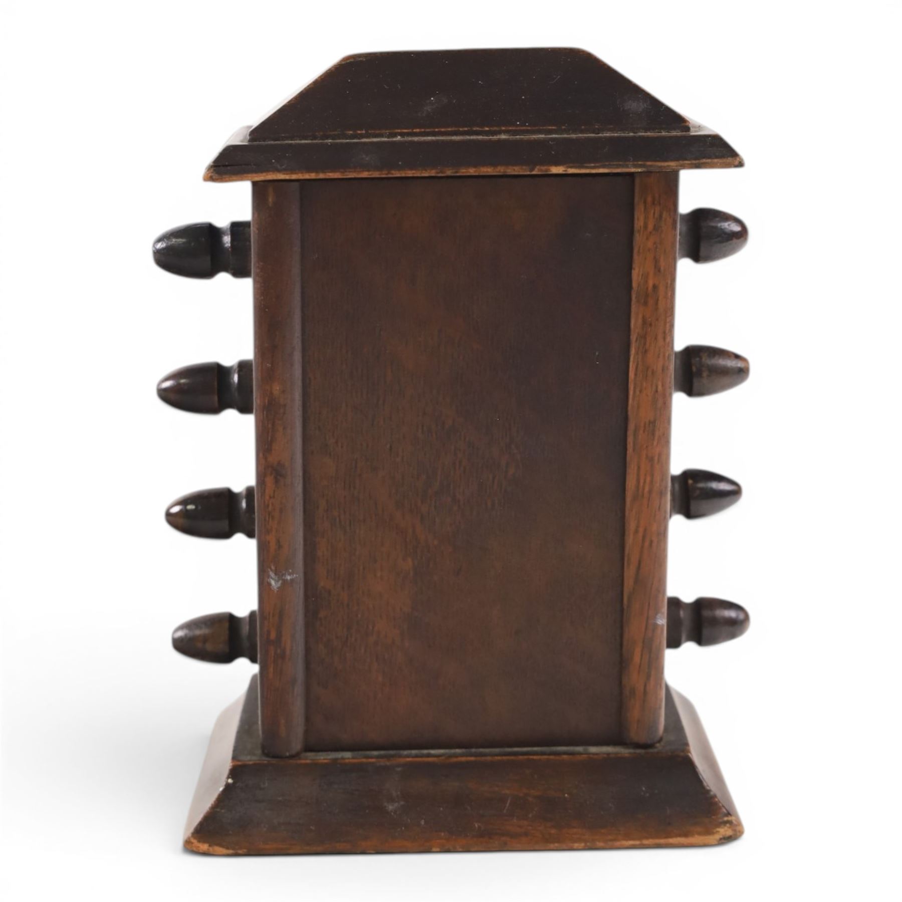 Early 20th century oak cased perpetual desk calendar, H7cm