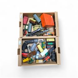 Collection of O gauge model railway locomotives, rolling stock and accessories, including ...