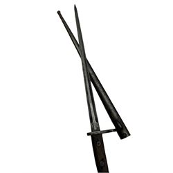 Dutch M1895 Mannlicher bayonet, with  44cm double edge blade, with wooden grip and bluing; in steel scabbard, L59cm 