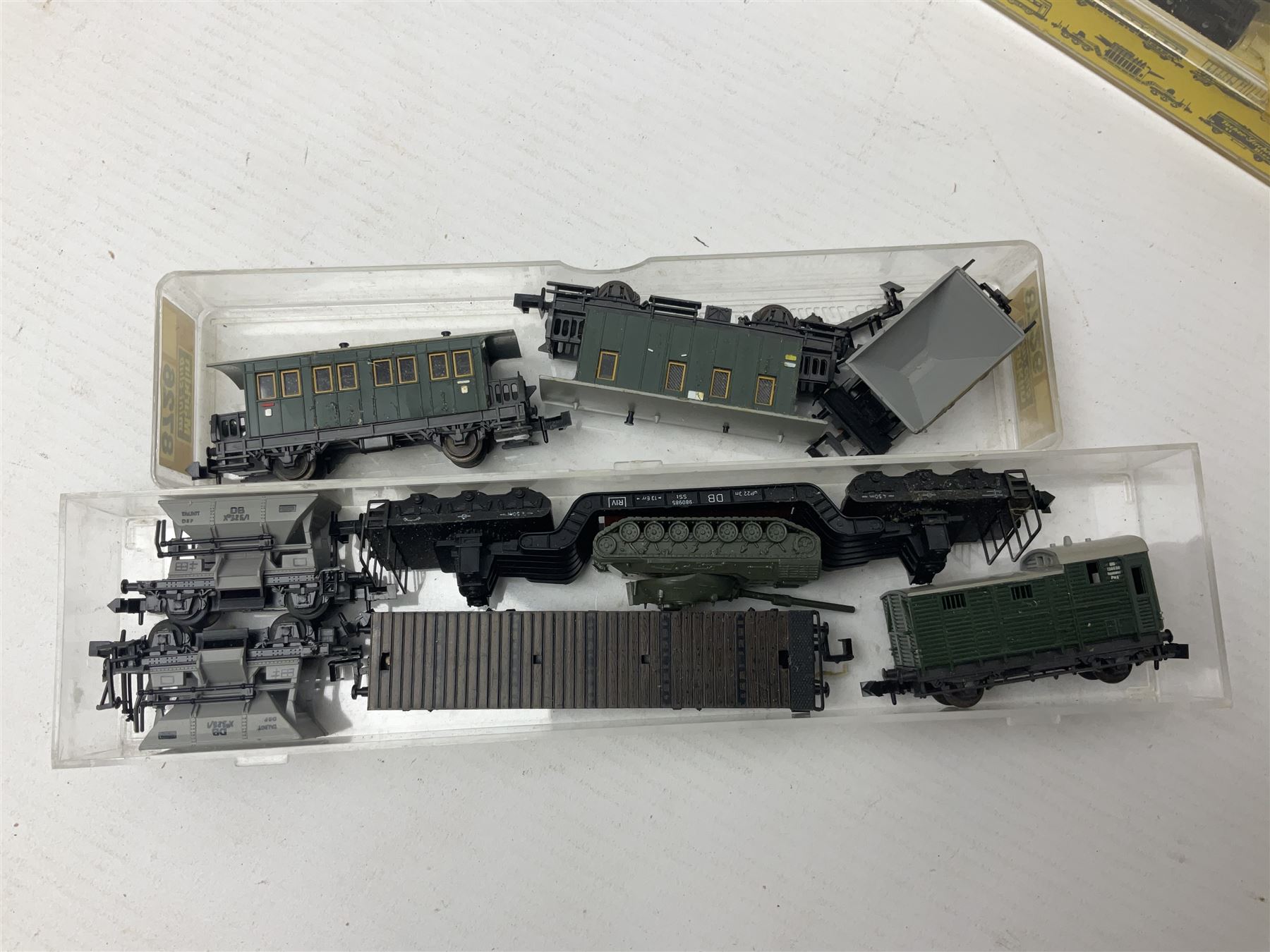 N' gauge - Fleischmann Piccolo 2363 DB 2-10-0 locomotive; Minitrix