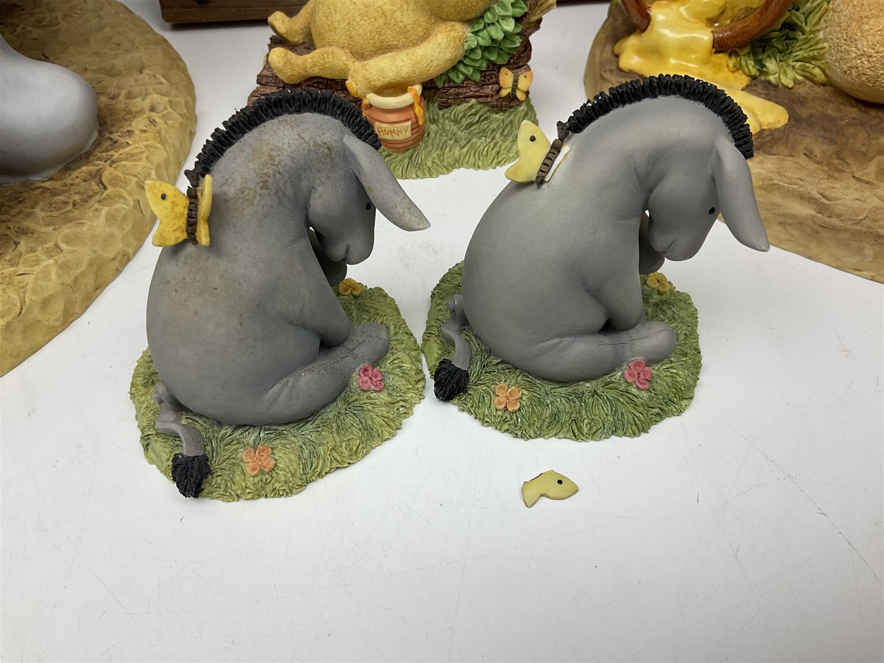 Border Fine Arts Winnie the Pooh figures, to include Large Pooh with Honey Pots, Large Eeyore, Pooh Party Wall Plaque and five figures from the Classic Pooh series, large pooh H42cm 