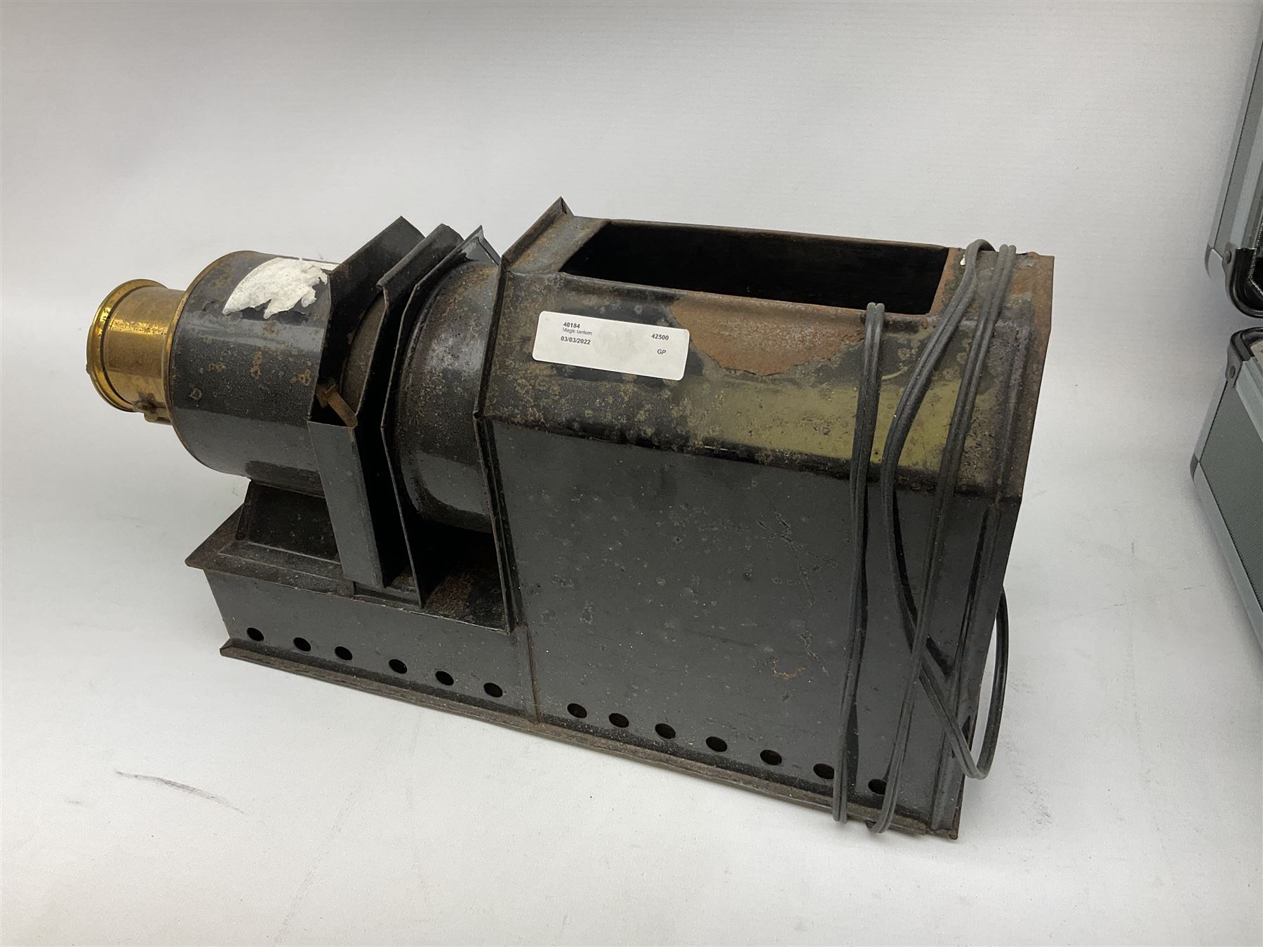 Magic lantern together with Sanyo VM-D66P video camera in flight case