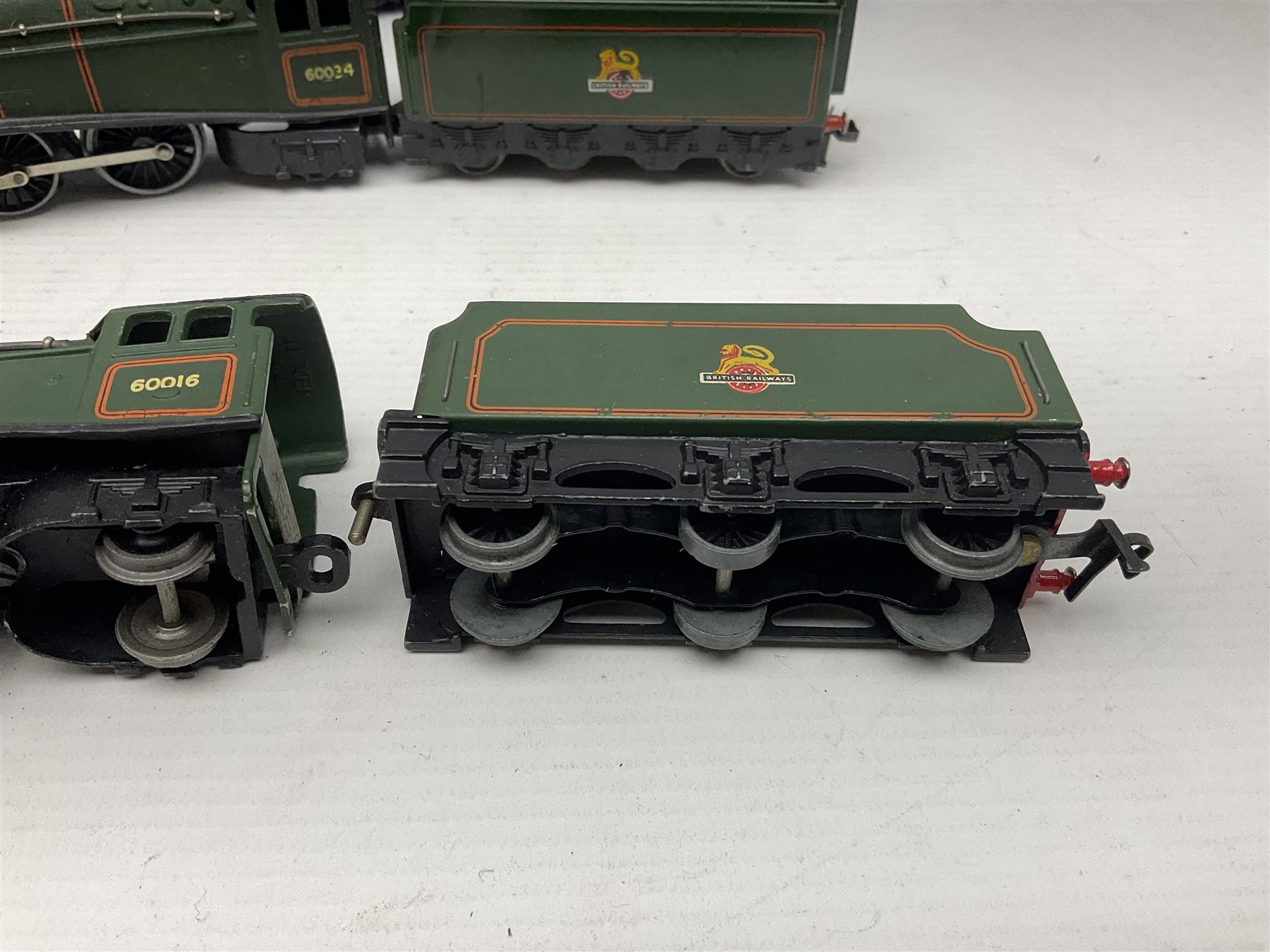 Hornby Dublo - 3-rail - EDL2 Duchess Class 4-6-2 locomotive 'Duchess of Atholl' No.6231 in LMS maroon; Class A4 4-6-2 locomotive 'Silver King' No.60016 in BR green with associated tender; and re-named Class A4 4-6-2 locomotive 'Lord Faringdon' No.60034 in matt green and BR gloss green tender; each in modern collector's plain blue box (3)